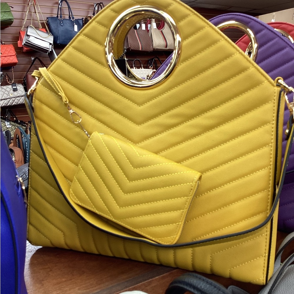 Fashion, Stylish Quilted Yellow Tote Bag with Matching Pouch - Picture 1 of 2